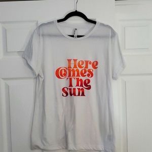XL "Here Comes The Sun" t-shirt